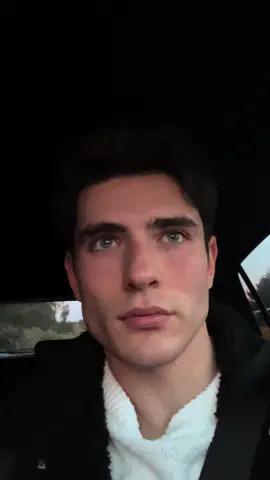 Sunset road trips hit different 