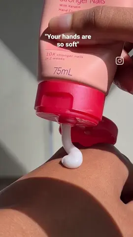 I'm a soft person till the tips of my fingers 🤍 Fell in love with this @vaselinebrand healthy hands stronger nails hand cream. Feeling fresh and soft instantly.  Found it under 2 euros in @action.france 😌 @Vaseline Brand  #vaseline #skincare #bodycare #handcream #handcare #softhands #vaselinecream #ugc #ugccommunity #ugccreator #ugccontent #contentcreator #content #beauty #beautycreator #skincarecreator #skincaregems #skincarecreator #beautycreator #ugcfrance #action #frenchugccreator #frenchugc #ugcsupport #ugcportfolio #ugcexamples #ugcreel