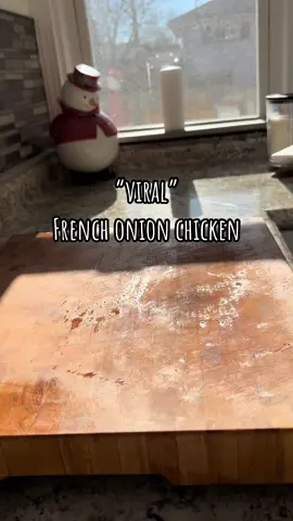 French onion chicken should be viral if its not already #fyp #sahm #brokemom #cooktok 