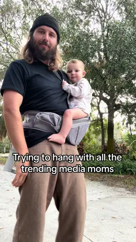 They say baby wearing is a thing. #nanny #nannylife #babycarrier #babywearing #babyhipcarrier #momhacks 