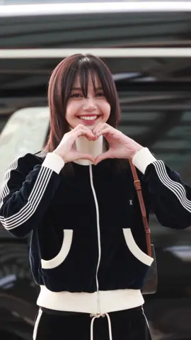 ✔️블랙핑크 리사 #BLACKPINK #LISA #Airport #블랙핑크 #리사 #공항패션