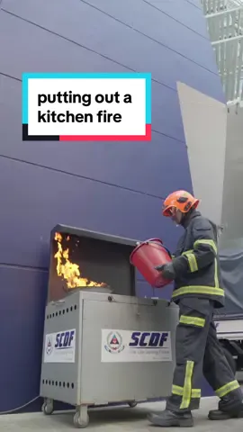 Did you know that most residential fires are caused by unattended cooking?🔥🏬 SGT2 Muhammad Elaf Tan Wei, a Section Commander from Woodlands Fire Station, explains what you should do if you encounter a cooking fire at home.