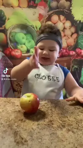 Baby and fruit #xuandongvlog #usa🇺🇸 #mukbang 