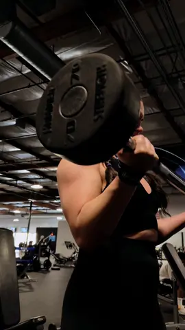 Replying to @Frankcastle #fypシ #GymTok #fyp #FitTok #motivation #viral #biceps 