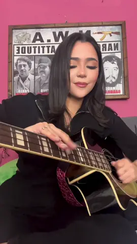 Okay pero esta cancion estuvo muy divertida para tocar🫶🏼❤️ #ladiabla #xavi #parati #956 #guitar #guitarra #bajo #bajoloche #requinto #musicos #guitarist #mexico #956valley #fypシ #fyp #corridos #corridostumbados #alucin #belico #slapthatshi #bass #requinto #musico 