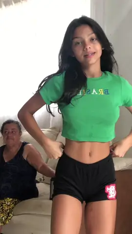 Moreninha bonitinha 😍🫣 #fy #tiktok #danç #dancinha #dancinhaviral #tiktokviral #tiktoknews #explore 