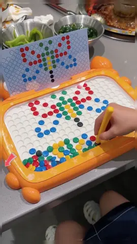 Children's magnetic pen drawing board, children like it very much, it will not fall off no matter how you shake it, and it can also train your children's concentration.#toys #toy #goodthing #fyp #foryou #tiktokshop 