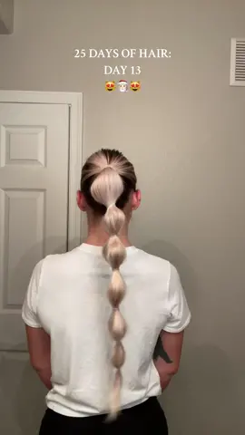 Day 13!!🎅🏻 One of my favorites so far💗 #hairtok #25daysofchristmas #25 #longhair #bubbleponytail #bubblebraids #fyp #viral #easyhairstyles #hairviral #holidayhairstyle 
