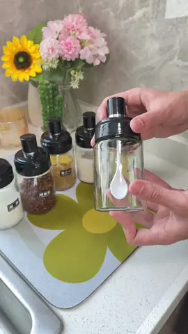 Combo 6 lọ đựng gia vị đồ dùng nhà bếp thuỷ tinh cao cấp kèm thìa xứ gia vị gắn liền trên nắp hộp thông minh❤️tiện lợi #sanphamtienich #foryoupage #xuhuongtiktok 