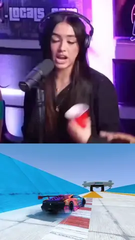 Does her brain work normal?🤔#foryou #foryoupage #trending #duet #challenge #viral #motivwerty 