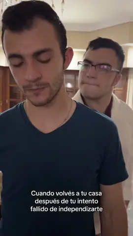 Papá me recibió re feliz en casa 😂 /Ig: losariasbrothers/ #humor #hermanos #gracioso #divertido #elmarginal #independizar #volver #casa #familia #trabajar #agarrarlapala #foryou #parati 