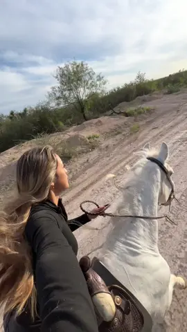 tu y yo en el rancho montando a caballo 🤠 #chabelonjo #fy 