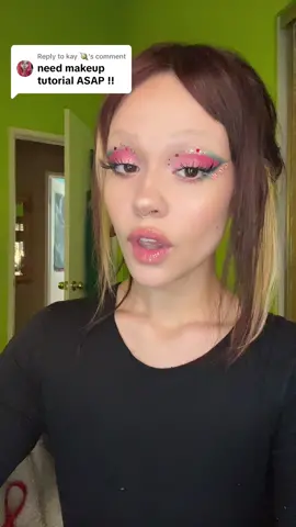 Replying to @kay 🪐 this is the exact same layout and glitter, just different colors xx💓
