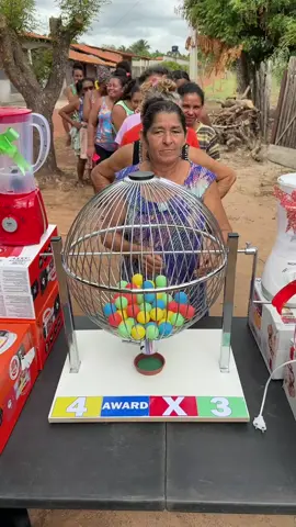 Bingo divertido e ajudando as pessoas! #jogos #brincadeiras #desafios #jogo #brincadeira #desafio #desafiotiktok #superjogos