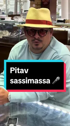 Watch our jeweler and our customer have a singoff #pinkyring #diamond #jeweler #talent #talentotiktok #jewelersoftiktok #song #fyp