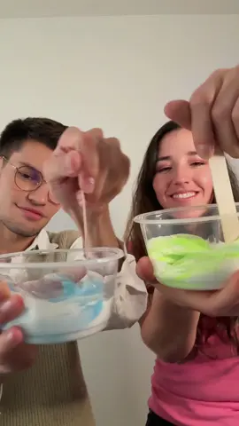 ASMR HACIENDO SLIME #asmr #asmrvideo #asmrsounds #asmrcommunity #asmrslime #parati 