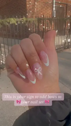 🫶🏻🎀  #nailinspo #corquette #bows #almondnails 