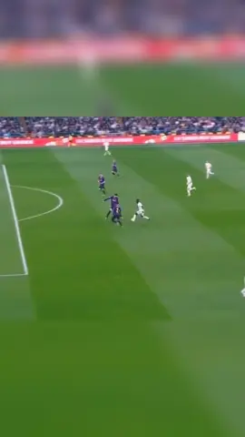 #skills100 🤣vini jr vs barcelona