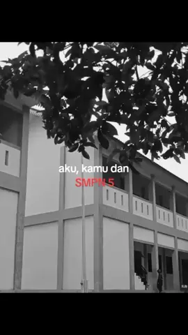 “gedung sekolah yang mempertemukan kita” #smpn5setuuu #seangkatan #kakel #dekel #fyp 