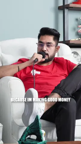 Laiba stalks Hashir? #honesthourpodcast #shahveerjafry #mominasundas