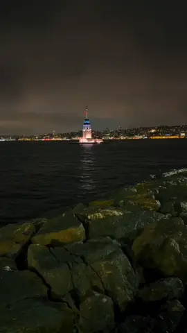 Sen benden gittin gideli..  #korayavcı #lyrics #keşfet #keşfetteyizzz 