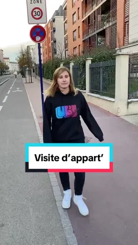 Petite visite dans les locaux d'Ubisoft 👀 #ubisoft #GamingOnTikTok #WhatToPlay #FavoritePlace 