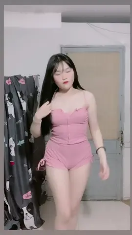 Ng thấy em kiệm lời ng cho rằnggg e dóii chá🥹🥹🥹🥹