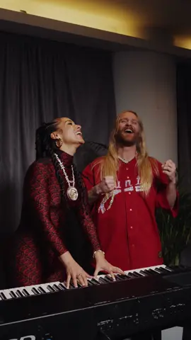 We all follow one another around with cameras nowadays, but I don’t want that to take away from the fact that this was one of the most special moments I’ve been able to experience, captured or not ❤️ Thank you @Alicia Keys, for being such a big part of my story from the very beginning. I still remember being stunned to silence, then running around my hotel room with excitement when you duetted a video with me years ago. This is the full circle moment I always hoped for, but was never sure would happen. Singing with you was joy and god and all the good things in life, and Lifeline sums up that sentiment perfectly ❤️