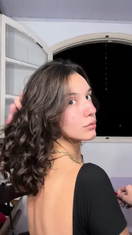 corte em camadas pra cabelo ondulado 🌷✂️💇🏻‍♀️🪞 #cabeloondulado #cabeloonduladonatural #corteemcamadas #corteondulado #fy 