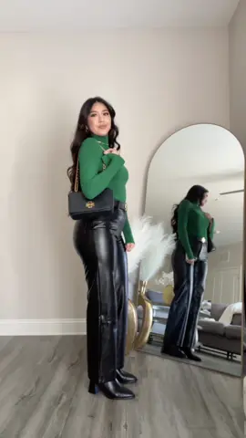 outfit inspo 💚 #fyp #OOTD  #abercrombiehighriserelaxedfit #abercrombieveganleather #leatherpantsoutfit #christmasoutfit #greenchristmasoutfitideas #OOTD #outfitsdenavidad #holidayoutfit 