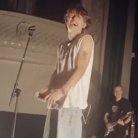 his smile is everything 🤍 || #JOHNNYORLANDO #johnnyorlandoedit #parati #viral #theridetour #parati #fyp #viral #Edit #johnnyosings 