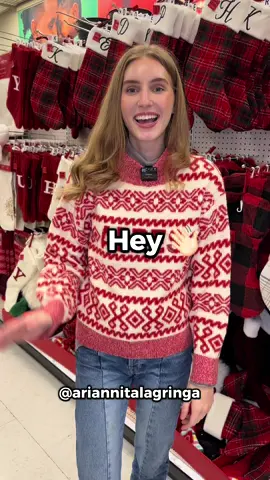 If you want to learn more Christmas Vocab, go and watch my new YouTube video 🎄😊🎁 #ariannitalagringa #holasoyariannita #ingles #aprende #inglés #learnenglish #english#inglesonline #englishteacher #mexico #venezuela #colombia #argentina #chile #españa #inglesfluido #aprenderinglesrapido #englishgrammar 