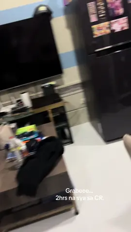 Kung isa lang CR namin tapos si Job pa ang nasa CR , sigurado matatae kana sa salawal sa tagal…