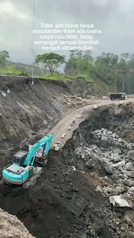 🌼#pasirbalap🤙🤙🤙 #balerante #truklovers #trukmerapi #mafiapasir_balap #gelogorkenongmerapi #eyangmerapi 