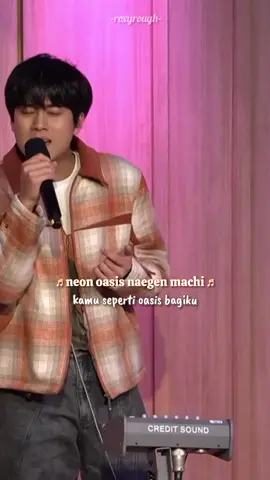 ini termasuk lagu lee mujin yang liriknya padet banget dan minim jeda, but he nailed it! 👏 overall suka parahh sih!! idenya fresh karna kepikiran nulis siklus hubungan cinta pake kaidah sastra ke dalam bentuk lagu. the whole rollercoaster feelings, dang, our musician genius indeed 🥰   anw yg mau liat mujin akting as teknisi hengpon bisa kepoin ke MV-nya. juga, live perform spesialnya udah rilis di 1theK yuk cus streaming. terakhir, jangan lupa dengerin ❄'Episode'❄ di platform musik resmi kesayangan kalian buat men-support Lee Mujin tentunya yaa. terimakasih~ 💛 ^^  #LEEMUJIN #이무진 #episode #에피소드 #songlyrics 