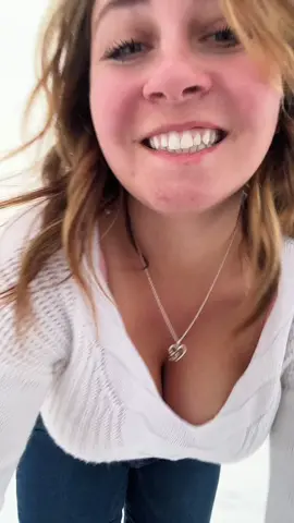 #fyp #foryou #fypage #fy #letsbeviral #goviral #makemefamous #easytiktokdance #easydance #christmas #christmasdance #winter #winterwonderland #snow #christmastiktok #dancing #fypシ #dances2023 