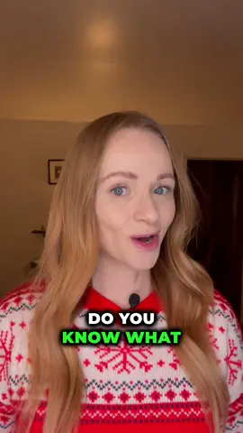 🎥🧣 Discover the world of ugly holiday sweaters! 😂🇺🇸 Join me as I don the ugliest sweater and challenge you to guess the famous movie line it’s inspired by! 🎄🎅 #learnenglish #english #pronunciation #english101 #englishteacher #englishlearning #englishtips #englishlanguage #englishclass #englishvocabulary 