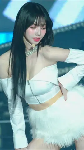 ya iyalah kamu spicy rin!! 🥵🥵 #hot #sexy #spicy #girls #karina #aespa 