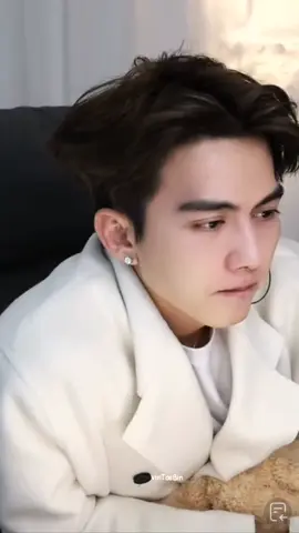 ganteng maksimall 😍 #xuzhibin🥀🤍 #xuzhibin #zhibinsoleil #zhibin #chinesefashionstyle #chinesestreetfashion 