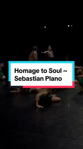 Contemporary dance 💃🏽 #mouv #groupdance #dance #dancelover #dancelove #dancing #dancer #choreography #choregrapher #dancers #dancegroup #danceworld #dancelife #contemporaryart #contemporarydance #contemporary #contemporaryartist 