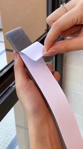 Easy to stop cold wind coming into your house😏#goodstuff #goodthings #homehacks #householditems #useful #LearnOnTikTok #tiktokmademebuyit #fyp #foryou 