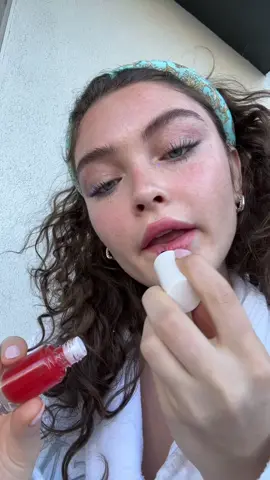 Full makeup look with @sydneymelman #zara #zarabeauty