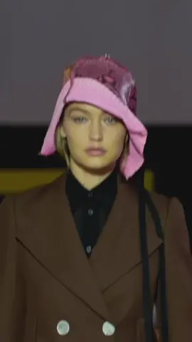 Gigi Hadid walking for Prada SS20. #gigihadid #models #nlsmodels 