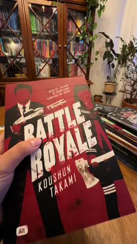 Eu comecei a ler assim que Battle Royale -  Koushun Takami (Alt) chegou aqui em casa, e esta difícil de parar! Quem já leu, o que achou? #battleroyale #koushuntakami #terror #livrodeterror #suspense #booktokespañol @Editora Alt 