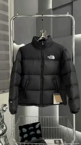 jacet North face Disponible 😍✨#Jacet #winter #north_face #drip #outfit #drippy#algerie  #تجارة_الكترونية #foryou #pourtoi #explore #pufferjacket #tnf  #puffertnf #the_north_face 