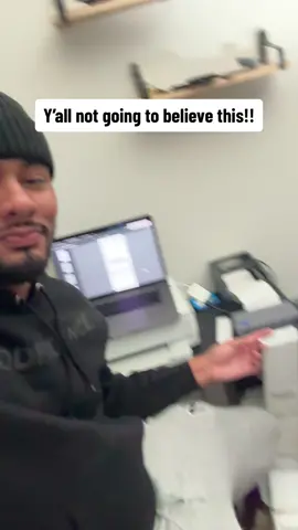 300 more and we sell out 🙏🏽✅ #satinlinedbeanies #beanies #mnjsales 