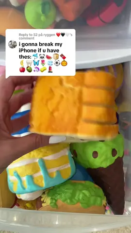 Replying to @52 på ryggen ❤️🖤🤍 omg 😱📱💥 #fyp #fidgets #fidgettoys #satisfying #satisfyingvideo #oddlysatisfying #squishy #popit #simpledimple #emojis #emojichallenge #challenge #shopping #shopwithme #slime #blowthisup