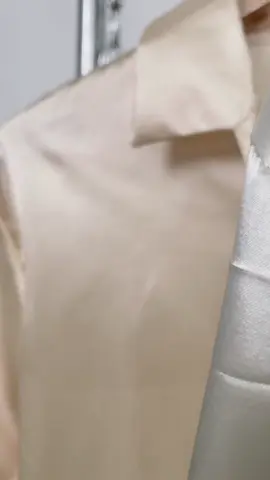 Long sleeve satin!❤️ Available on yellow basket🛍 #grabyoursnow❣️ #nocopyright #foryoupage #viralvideo #poloblouse #nocopyrightinfringementintended 