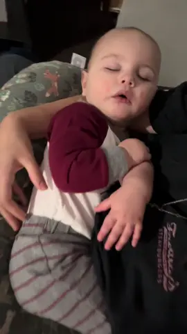 I was sad about him growing up so fast so we contact napped today. 🥺#Vlogmas #dayinmylife #Vlog #sahm #realisticmomlife #momlife #boymom #ftm #fyp #growingupsofast 