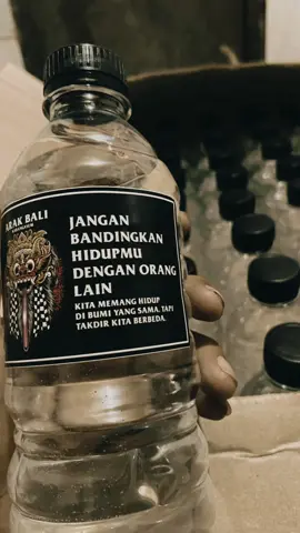 🖐️#CapCut #bolonewongtulus #wongtulusbolonebakulkarak #arakbaliasli👍 #sadstory #karangasembali🌴 #arakyangbohong #fyppppppppppppppppppppppp #arakbalineboss #fypgakni #sadvibes 